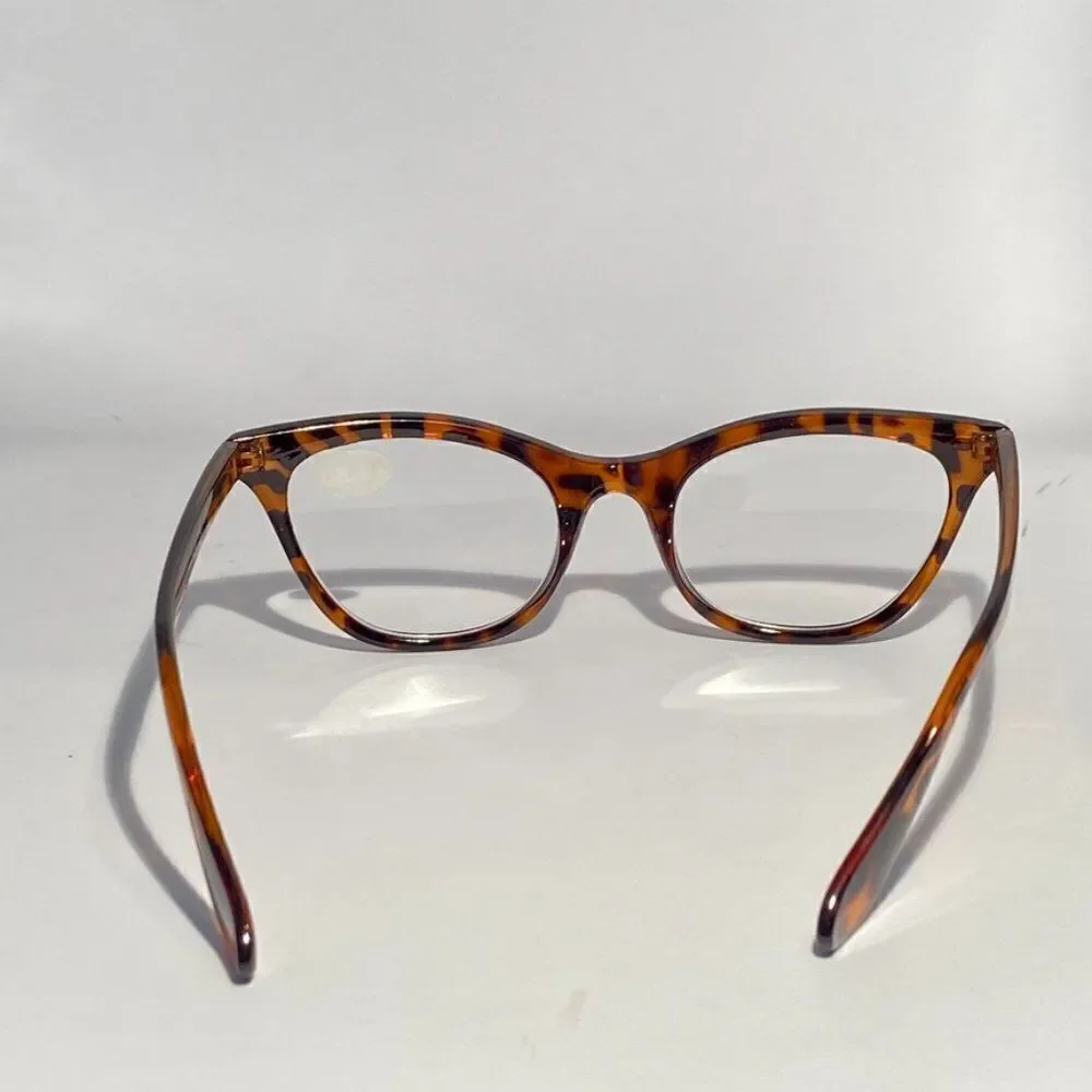 0772 Reading Glasses 1.50 Readers Tortoise Modified Cateye Frames NWT